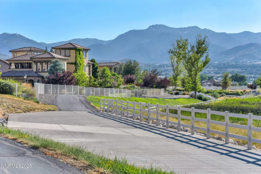10531 Circle Oaks, Reno, Nevada 89521, 4 Bedrooms Bedrooms, ,2 BathroomsBathrooms,Residential,Residential,Circle Oaks,250052967
