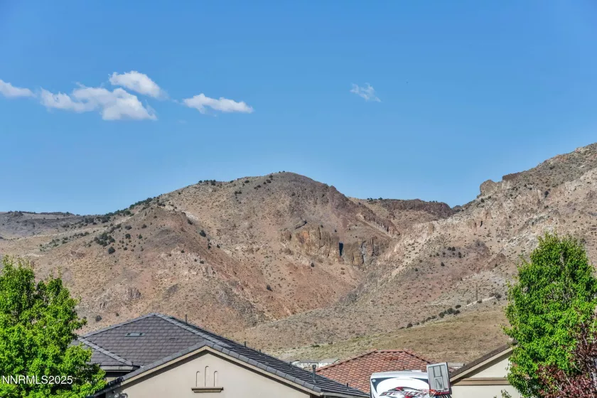 10531 Circle Oaks, Reno, Nevada 89521, 4 Bedrooms Bedrooms, ,2 BathroomsBathrooms,Residential,Residential,Circle Oaks,250052967