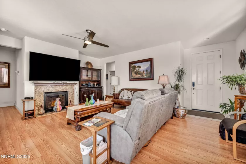 10531 Circle Oaks, Reno, Nevada 89521, 4 Bedrooms Bedrooms, ,2 BathroomsBathrooms,Residential,Residential,Circle Oaks,250052967