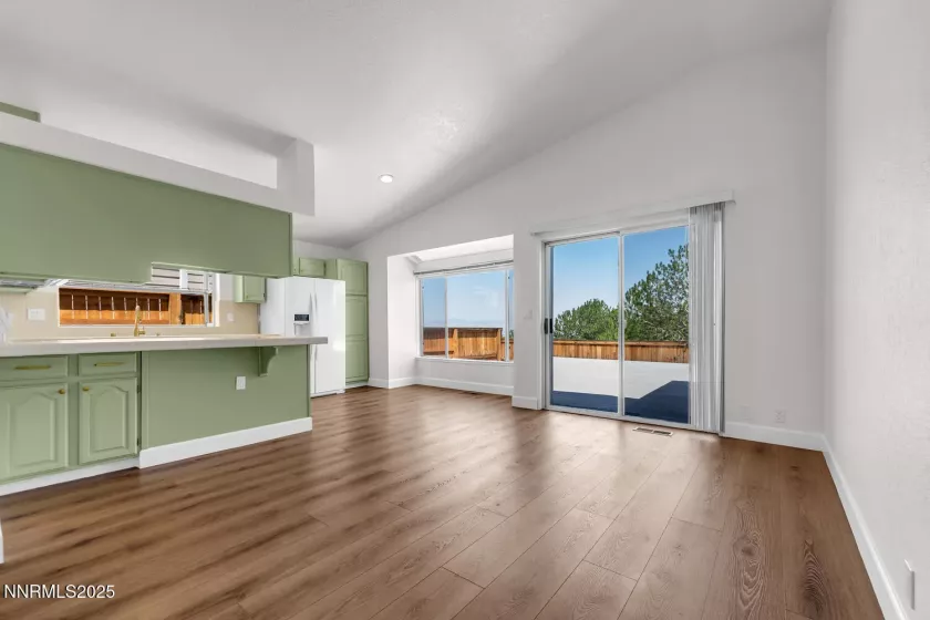 2240 Silver Ridge, Reno, Nevada 89509, 4 Bedrooms Bedrooms, ,2 BathroomsBathrooms,Residential,Residential,Silver Ridge,250052915