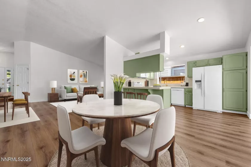 2240 Silver Ridge, Reno, Nevada 89509, 4 Bedrooms Bedrooms, ,2 BathroomsBathrooms,Residential,Residential,Silver Ridge,250052915