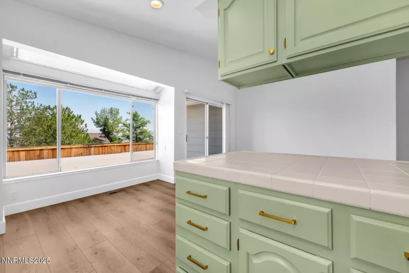 2240 Silver Ridge, Reno, Nevada 89509, 4 Bedrooms Bedrooms, ,2 BathroomsBathrooms,Residential,Residential,Silver Ridge,250052915