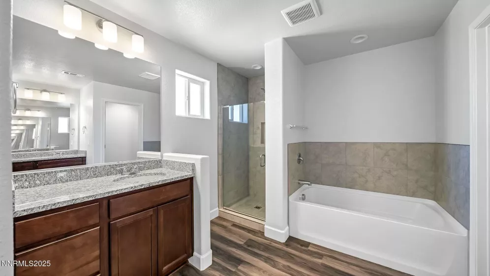 3511 Downpatrick, Reno, Nevada 89512, 4 Bedrooms Bedrooms, ,3 BathroomsBathrooms,Residential,Residential,Downpatrick,250052919
