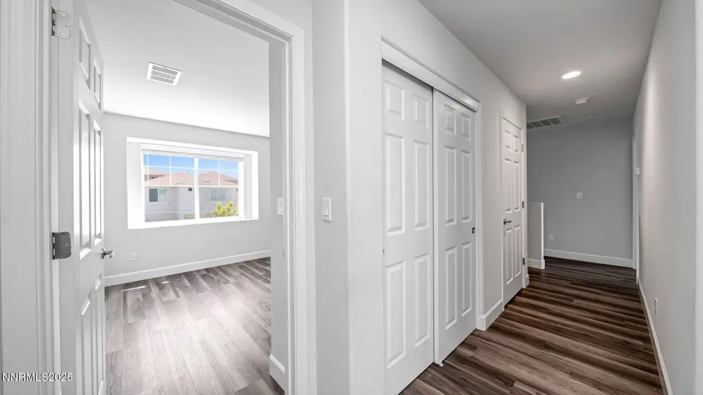 3511 Downpatrick, Reno, Nevada 89512, 4 Bedrooms Bedrooms, ,3 BathroomsBathrooms,Residential,Residential,Downpatrick,250052919