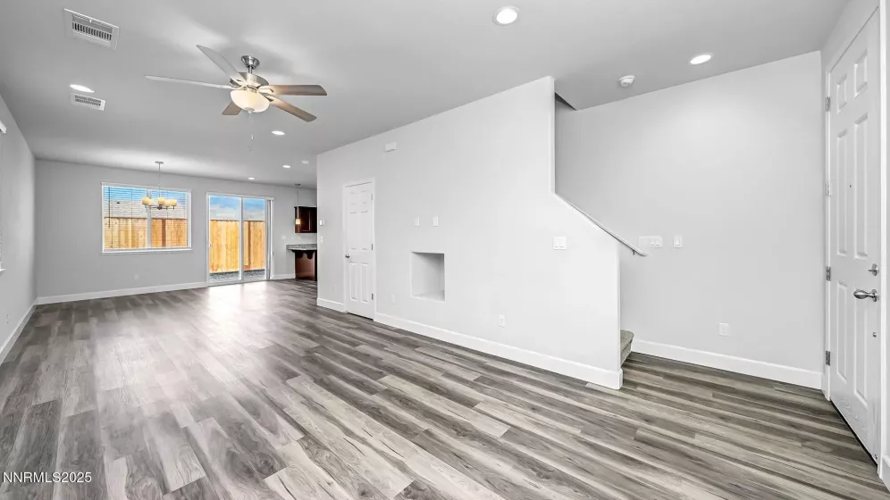 3511 Downpatrick, Reno, Nevada 89512, 4 Bedrooms Bedrooms, ,3 BathroomsBathrooms,Residential,Residential,Downpatrick,250052919