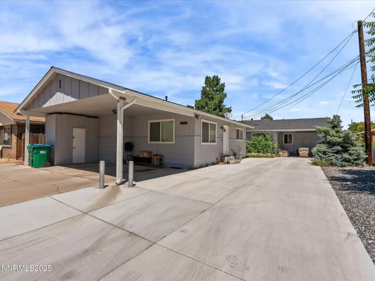 1154 H, Sparks, Nevada 89431, ,Residential Income,Residential,H,250052973