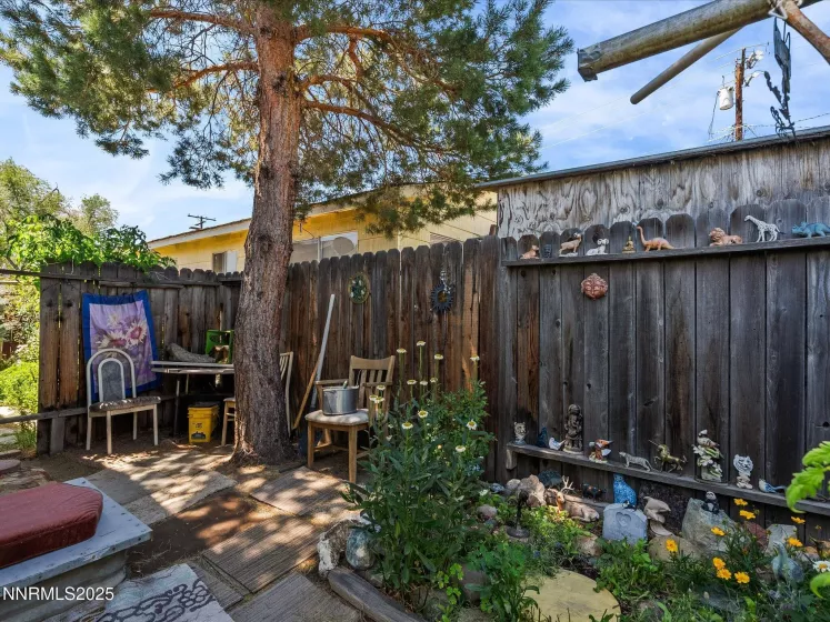 1154 H, Sparks, Nevada 89431, ,Residential Income,Residential,H,250052973