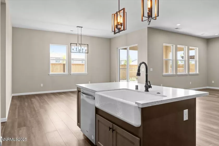 1920 Gold Feldspar, Sparks, Nevada 89436, 4 Bedrooms Bedrooms, ,3 BathroomsBathrooms,Residential,Residential,Gold Feldspar,250052975