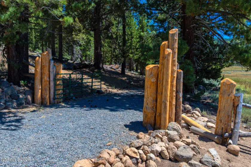 XXX Smithneck, Loyalton, California 96118, ,Land,Residential,Smithneck,250052976