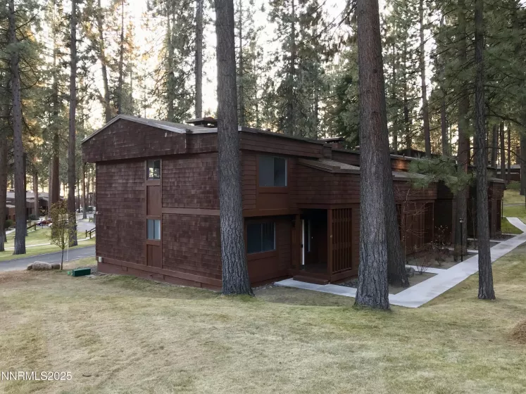 600 US-50, Zephyr Cove, Nevada 89448, 2 Bedrooms Bedrooms, ,2 BathroomsBathrooms,Residential,Residential,US-50,250052978