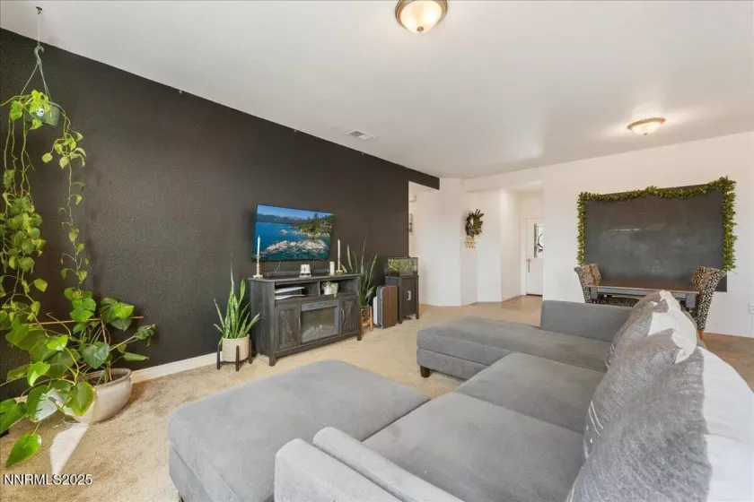 1020 Slab Cliffs, Reno, Nevada 89508, 3 Bedrooms Bedrooms, ,2 BathroomsBathrooms,Residential,Residential,Slab Cliffs,250052979