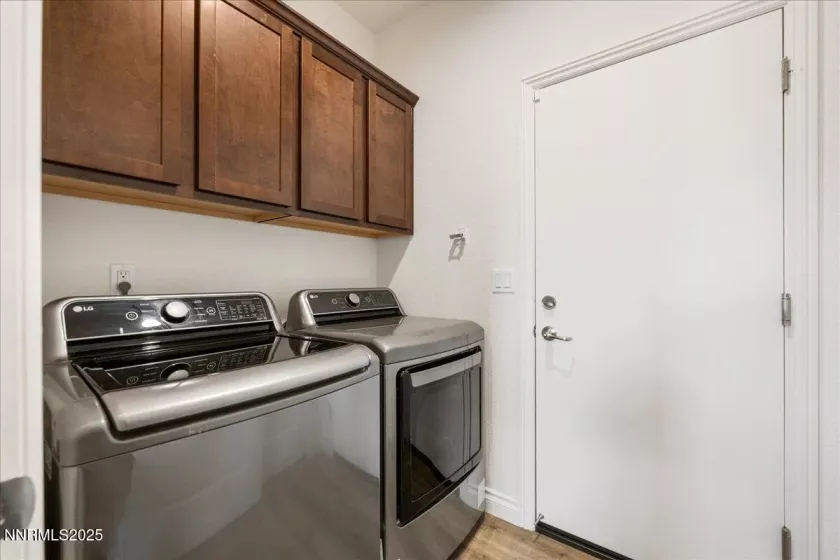 1020 Slab Cliffs, Reno, Nevada 89508, 3 Bedrooms Bedrooms, ,2 BathroomsBathrooms,Residential,Residential,Slab Cliffs,250052979