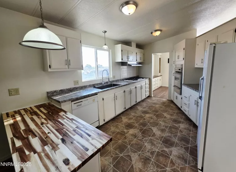 9380 Marshall, Fallon, Nevada 89406, 3 Bedrooms Bedrooms, ,2 BathroomsBathrooms,Residential,Residential,Marshall,250052985