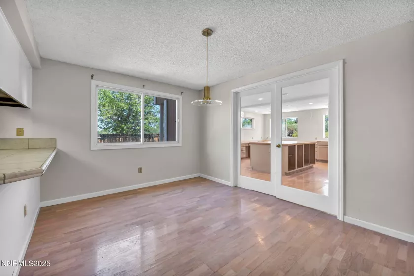 1425 Julie, Reno, Nevada 89509, 4 Bedrooms Bedrooms, ,3 BathroomsBathrooms,Residential,Residential,Julie,250052987