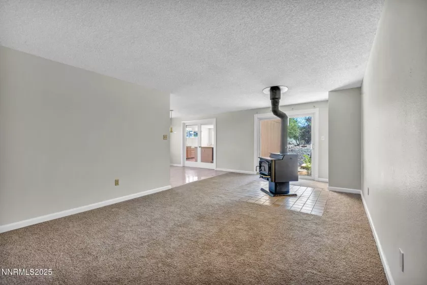 1425 Julie, Reno, Nevada 89509, 4 Bedrooms Bedrooms, ,3 BathroomsBathrooms,Residential,Residential,Julie,250052987