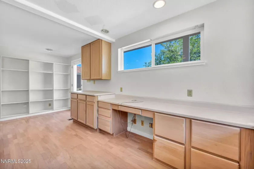 1425 Julie, Reno, Nevada 89509, 4 Bedrooms Bedrooms, ,3 BathroomsBathrooms,Residential,Residential,Julie,250052987