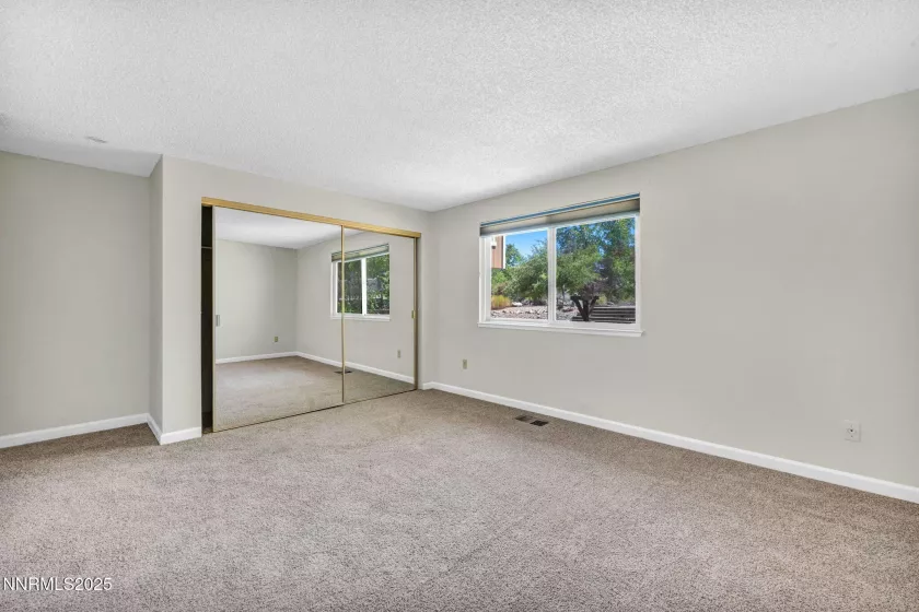 1425 Julie, Reno, Nevada 89509, 4 Bedrooms Bedrooms, ,3 BathroomsBathrooms,Residential,Residential,Julie,250052987
