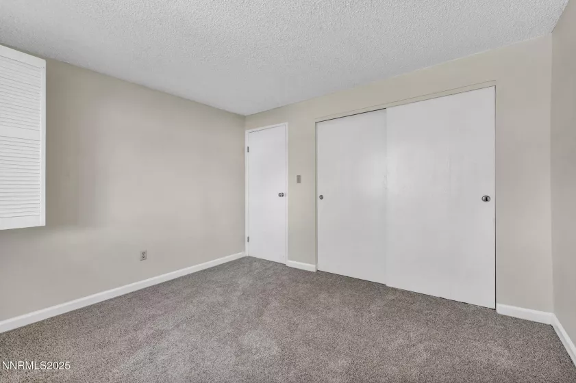 1425 Julie, Reno, Nevada 89509, 4 Bedrooms Bedrooms, ,3 BathroomsBathrooms,Residential,Residential,Julie,250052987