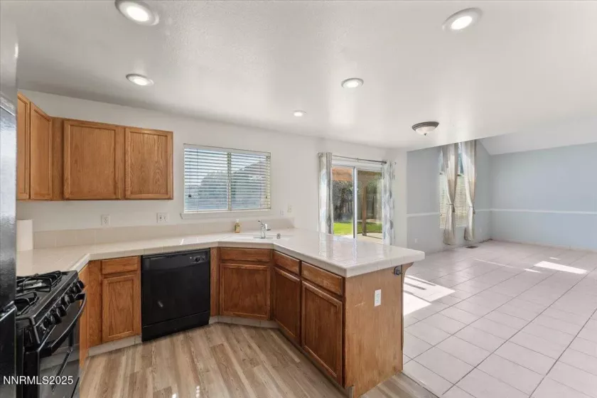 8720 Malibu, Reno, Nevada 89506, 3 Bedrooms Bedrooms, ,3 BathroomsBathrooms,Residential,Residential,Malibu,250052990