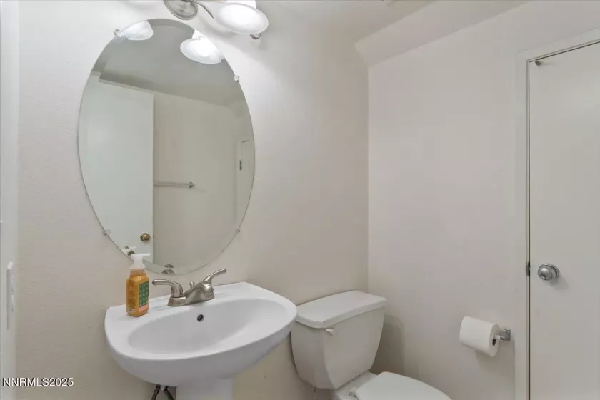 8720 Malibu, Reno, Nevada 89506, 3 Bedrooms Bedrooms, ,3 BathroomsBathrooms,Residential,Residential,Malibu,250052990