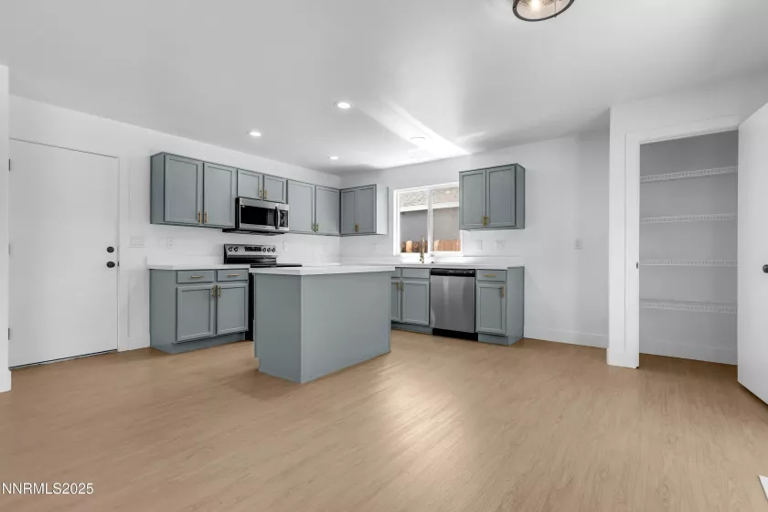 7455 Northcreek, Reno, Nevada 89506, 3 Bedrooms Bedrooms, ,3 BathroomsBathrooms,Residential,Residential,Northcreek,250052991