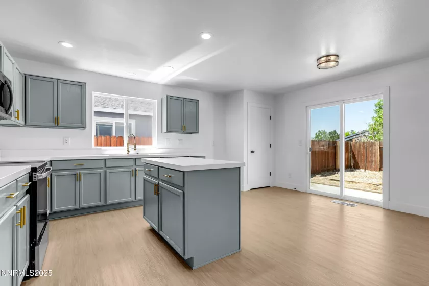7455 Northcreek, Reno, Nevada 89506, 3 Bedrooms Bedrooms, ,3 BathroomsBathrooms,Residential,Residential,Northcreek,250052991