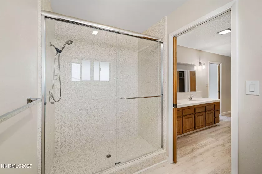 3045 Oreana, Reno, Nevada 89509, 4 Bedrooms Bedrooms, ,4 BathroomsBathrooms,Residential,Residential,Oreana,240014979