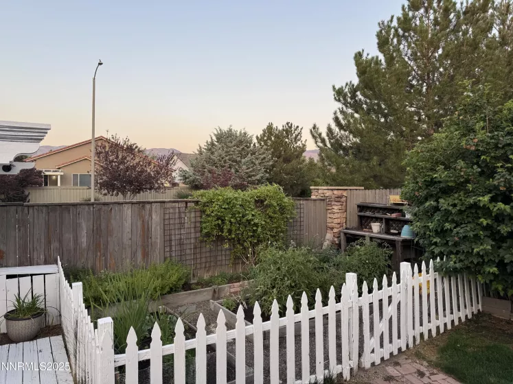 10070 Goler Wash, Reno, Nevada 89521, 4 Bedrooms Bedrooms, ,3 BathroomsBathrooms,Residential,Residential,Goler Wash,250052993