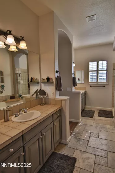 10070 Goler Wash, Reno, Nevada 89521, 4 Bedrooms Bedrooms, ,3 BathroomsBathrooms,Residential,Residential,Goler Wash,250052993