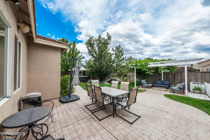 10070 Goler Wash, Reno, Nevada 89521, 4 Bedrooms Bedrooms, ,3 BathroomsBathrooms,Residential,Residential,Goler Wash,250052993