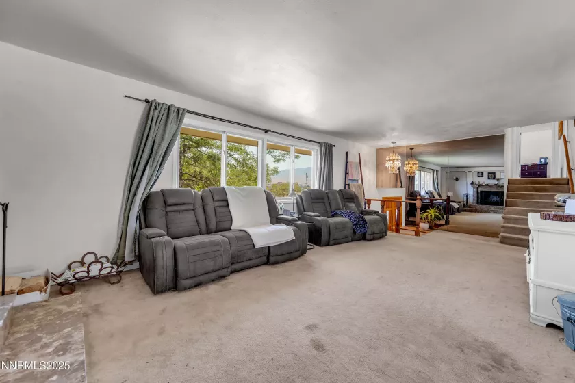 3225 Sun Cloud Cir, Reno, Nevada 89506, 4 Bedrooms Bedrooms, ,3 BathroomsBathrooms,Residential,Residential,Sun Cloud Cir,250052992