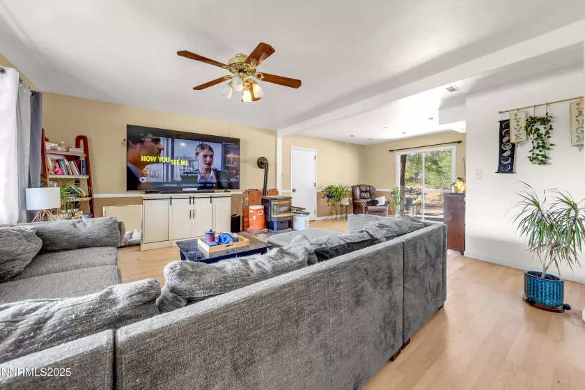 3225 Sun Cloud Cir, Reno, Nevada 89506, 4 Bedrooms Bedrooms, ,3 BathroomsBathrooms,Residential,Residential,Sun Cloud Cir,250052992