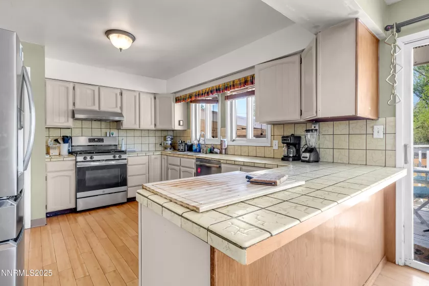 3225 Sun Cloud Cir, Reno, Nevada 89506, 4 Bedrooms Bedrooms, ,3 BathroomsBathrooms,Residential,Residential,Sun Cloud Cir,250052992