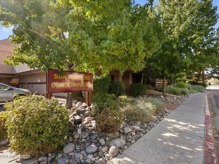 3095 Lakeside, Reno, Nevada 89509, 1 Bedroom Bedrooms, ,1 BathroomBathrooms,Residential,Residential,Lakeside,250052994
