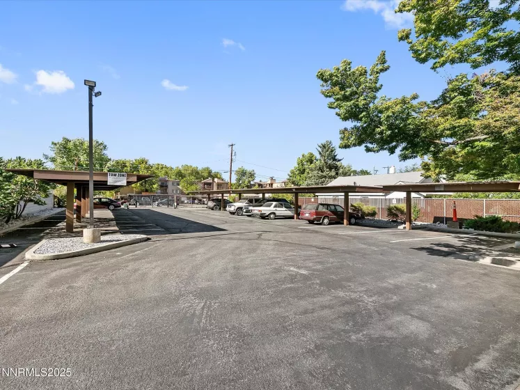3095 Lakeside, Reno, Nevada 89509, 1 Bedroom Bedrooms, ,1 BathroomBathrooms,Residential,Residential,Lakeside,250052994