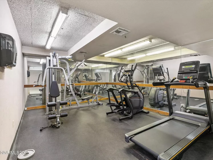 3095 Lakeside, Reno, Nevada 89509, 1 Bedroom Bedrooms, ,1 BathroomBathrooms,Residential,Residential,Lakeside,250052994
