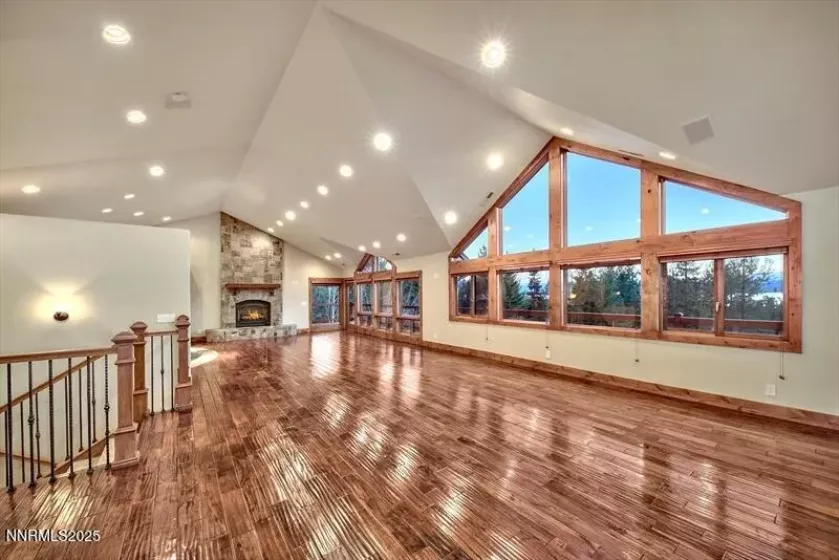 606 Jerry, Zephyr Cove, Nevada 89448, 5 Bedrooms Bedrooms, ,6 BathroomsBathrooms,Residential,Residential,Jerry,250052997