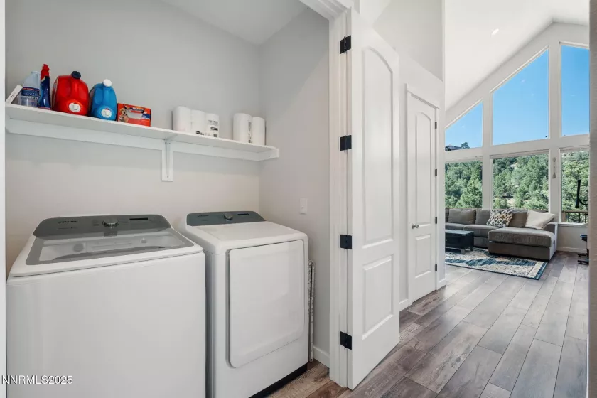 21415 Pinenut, Reno, Nevada 89521, 3 Bedrooms Bedrooms, ,3 BathroomsBathrooms,Residential,Residential,Pinenut,250052998