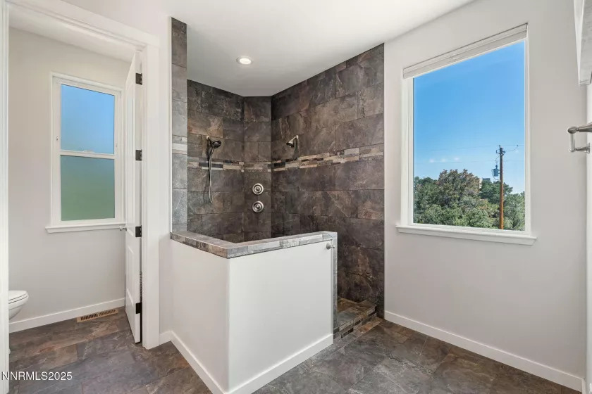 21415 Pinenut, Reno, Nevada 89521, 3 Bedrooms Bedrooms, ,3 BathroomsBathrooms,Residential,Residential,Pinenut,250052998