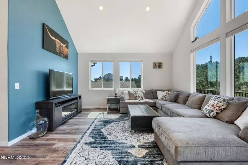 21415 Pinenut, Reno, Nevada 89521, 3 Bedrooms Bedrooms, ,3 BathroomsBathrooms,Residential,Residential,Pinenut,250052998