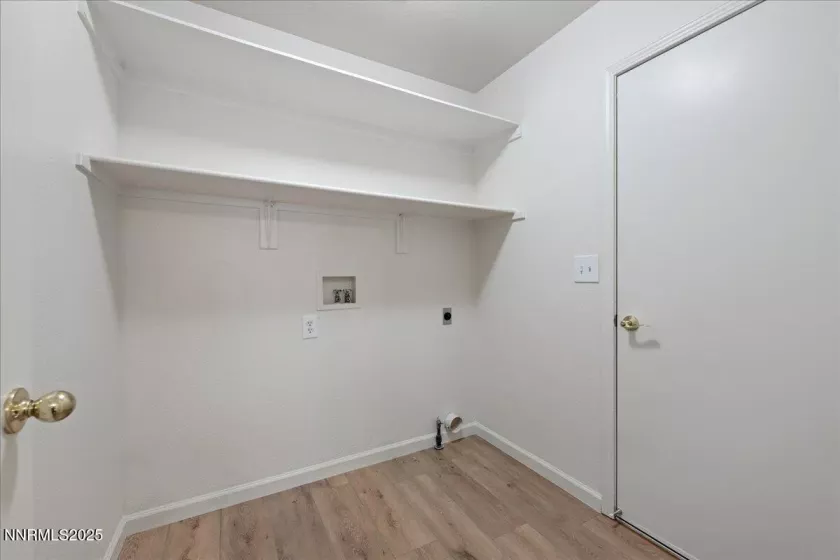7339 Warhol, Sun Valley, Nevada 89433, 4 Bedrooms Bedrooms, ,3 BathroomsBathrooms,Residential,Residential,Warhol,250053000