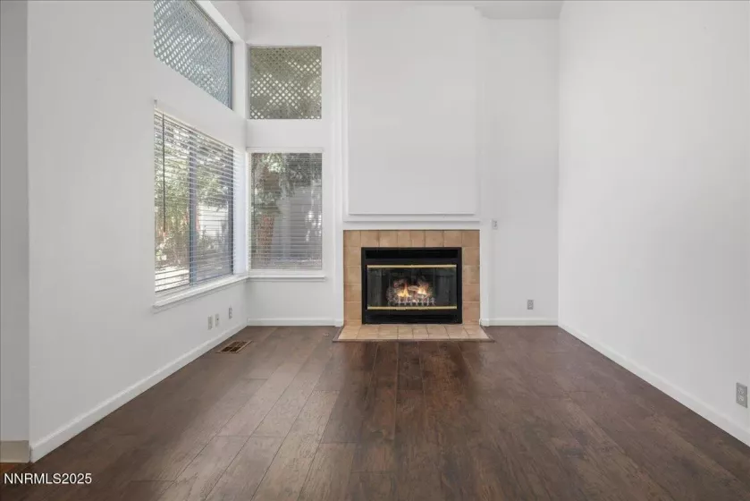 5142 Aspenview, Reno, Nevada 89523, 4 Bedrooms Bedrooms, ,3 BathroomsBathrooms,Residential,Residential,Aspenview,250053001