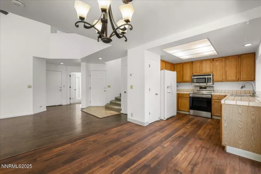 5142 Aspenview, Reno, Nevada 89523, 4 Bedrooms Bedrooms, ,3 BathroomsBathrooms,Residential,Residential,Aspenview,250053001