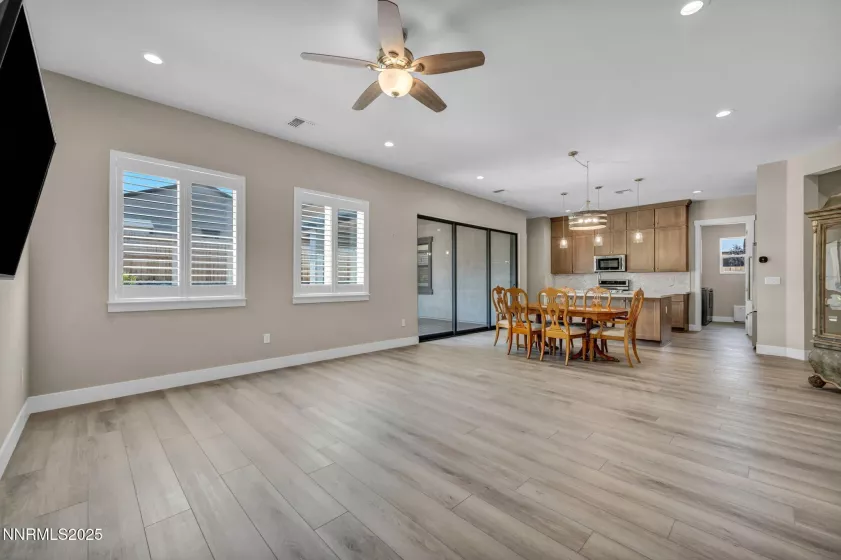 2250 Copper Brand, Reno, Nevada 89521, 2 Bedrooms Bedrooms, ,2 BathroomsBathrooms,Residential,Residential,Copper Brand,250053002