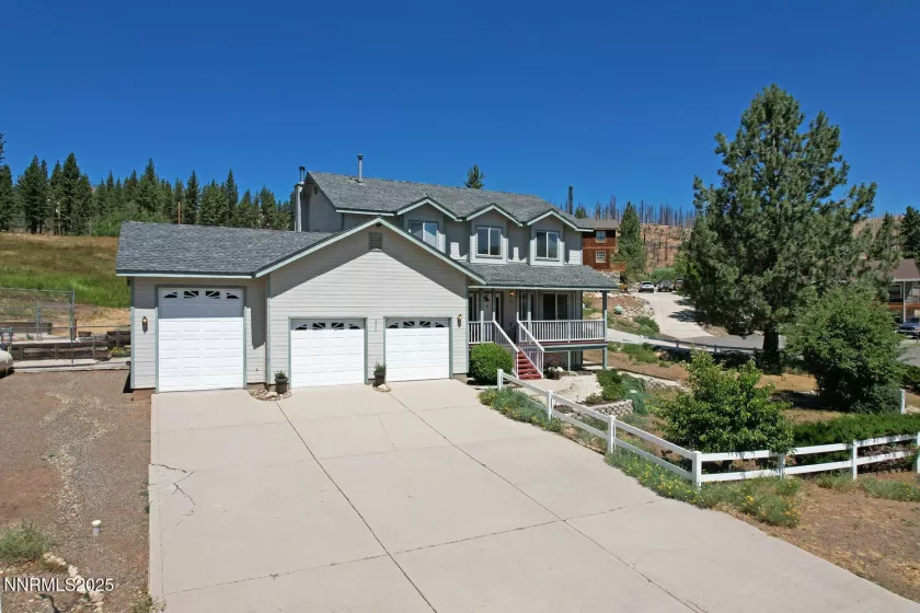 235 Montgomery, Markleeville, California 96120, 4 Bedrooms Bedrooms, ,3 BathroomsBathrooms,Residential,Residential,Montgomery,250053004