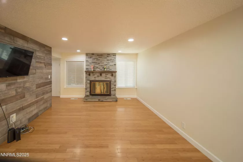2625 Rock, Sparks, Nevada 89431, 4 Bedrooms Bedrooms, ,2 BathroomsBathrooms,Residential,Residential,Rock,250053006