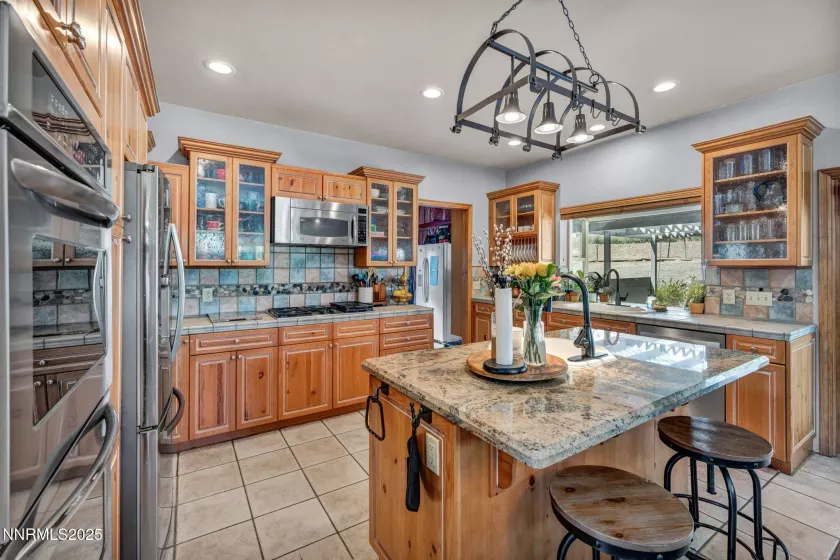 115281 US-395, Topaz, California 96133, 3 Bedrooms Bedrooms, ,3 BathroomsBathrooms,Residential,Residential,US-395,250053007