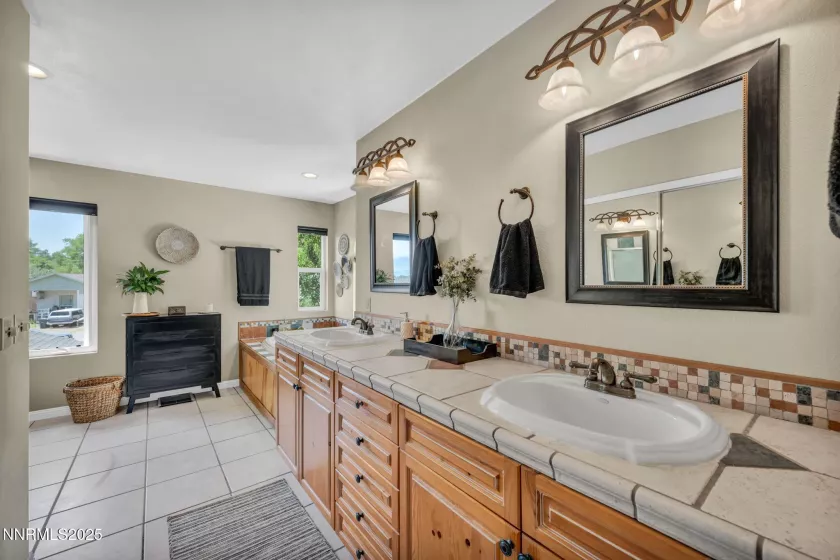 115281 US-395, Topaz, California 96133, 3 Bedrooms Bedrooms, ,3 BathroomsBathrooms,Residential,Residential,US-395,250053007