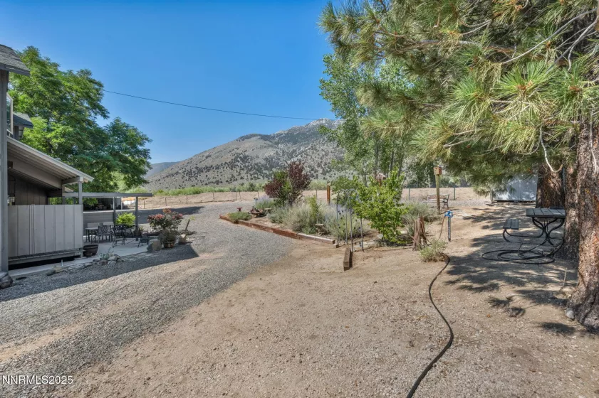 115281 US-395, Topaz, California 96133, 3 Bedrooms Bedrooms, ,3 BathroomsBathrooms,Residential,Residential,US-395,250053007