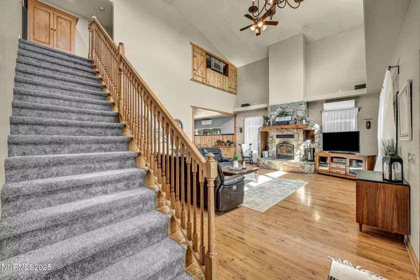 115281 US-395, Topaz, California 96133, 3 Bedrooms Bedrooms, ,3 BathroomsBathrooms,Residential,Residential,US-395,250053007